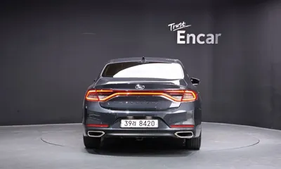 Hyundai Grandeur 2018, 29080 км, за 12034.88 USD