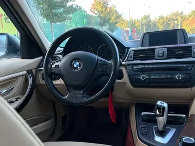 BMW 3 Series 2013, 80000 км, за 5709.13 USD