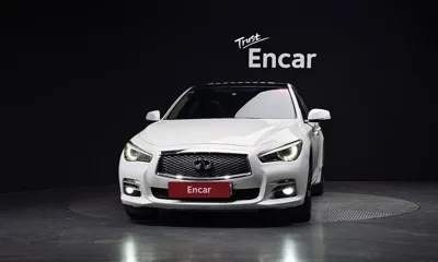 Infiniti Q50 2015, 155481 км, за 3510.37 USD