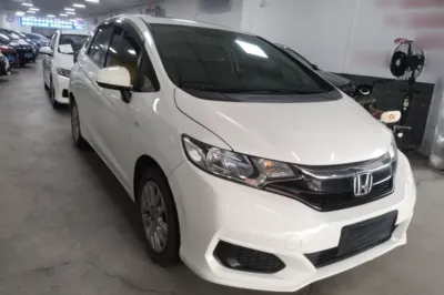 Honda Fit 2018, 102500 км, за 8023 USD