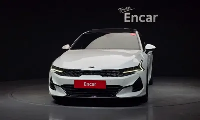 Kia K5 2021, 92625 км, за 11892.96 USD