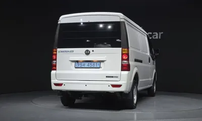 DFSK C35 2023, 32568 км, за 4560.26 USD