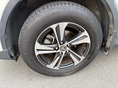 Toyota RAV4 2015, 97000 км, за 6395.57 USD