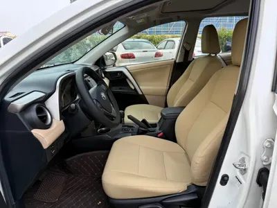 Toyota RAV4 2015, 97000 км, за 6395.57 USD