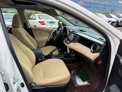 Toyota RAV4 2015, 97000 км, за 6395.57 USD - фото 16