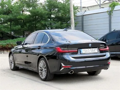 BMW 3-Series 2022, 60360 км, за 17395.3 USD