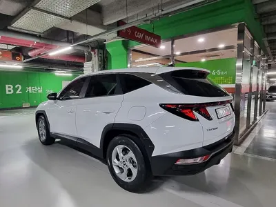 Hyundai Tucson 2021, 128275 км, за 10944.63 USD