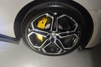 Xiaomi Auto SU7 2024, 24300 км, за 35122 USD - фото 8