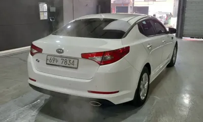 Kia K5 2013, 236000 км, за 2180.38 USD