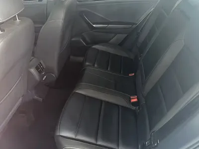 Volkswagen T-Roc 2021, 61500 км, за 10299.98 USD