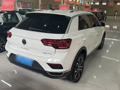 Volkswagen T-Roc 2021, 61500 км, за 10299.98 USD - фото 11