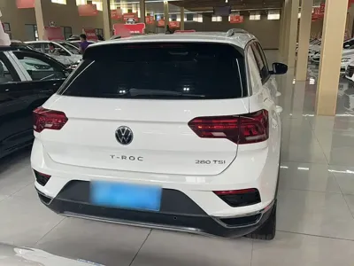 Volkswagen T-Roc 2021, 61500 км, за 10299.98 USD - фото 12