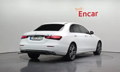 Mercedes-Benz E-Class 2021, 89848 км, за 20812.68 USD