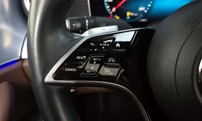 Mercedes-Benz E-Class 2021, 89848 км, за 20812.68 USD - фото 17