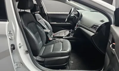 Hyundai Avante 2016, 99906 км, за 4680.49 USD - фото 11