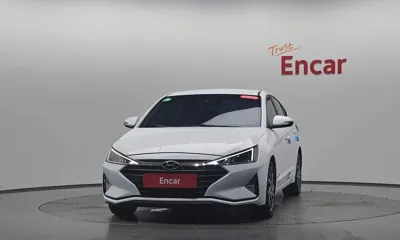 Hyundai Avante 2019, 76607 км, за 8190.86 USD