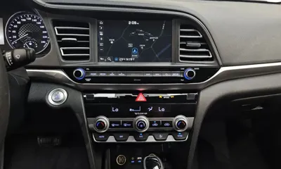 Hyundai Avante 2019, 76607 км, за 8190.86 USD - фото 14
