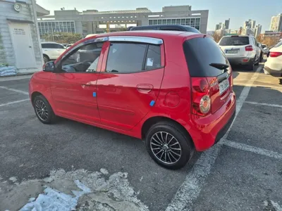 Kia Morning 2010, 158566 км, за 1042.35 USD