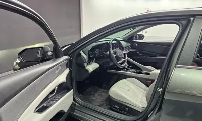 Hyundai Avante 2021, 72046 км, за 12295.09 USD - фото 10