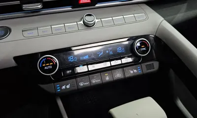 Hyundai Avante 2021, 72046 км, за 12295.09 USD - фото 29