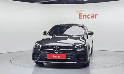Mercedes-Benz E-Class 2022, 39932 км, за 30327.05 USD