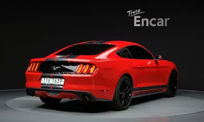 Ford Mustang 2015, 101370 км, за 9100.95 USD