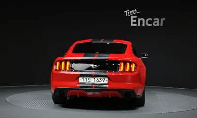 Ford Mustang 2015, 101370 км, за 9100.95 USD