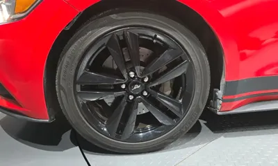 Ford Mustang 2015, 101370 км, за 9100.95 USD