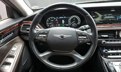 Genesis EQ900
