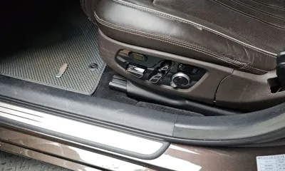 Genesis EQ900