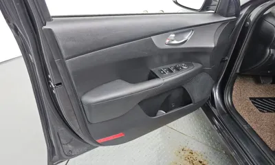 Kia K3 2022, 34625 км, за 10708.63 USD - фото 24