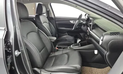 Kia K3 2022, 34625 км, за 10708.63 USD - фото 26