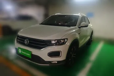 Volkswagen T-Roc · 2020 год