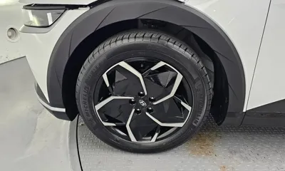 Hyundai Ioniq5 2023, 24296 км, за 21387.24 USD