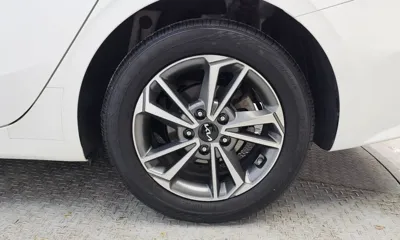 Kia K3 2022, 38213 км, за 10939.63 USD - фото 21