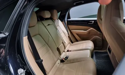Porsche Cayenne 2020, 67053 км, за 59642.65 USD - фото 12