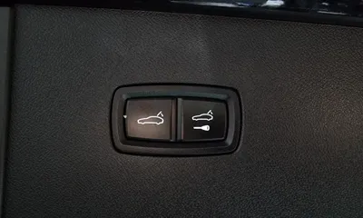 Porsche Cayenne 2020, 67053 км, за 59642.65 USD - фото 20