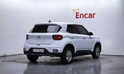 Hyundai Venue 2022, 31885 км, за 11644.56 USD