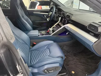 Lamborghini Urus 2020, 48000 км, за 285969.61 USD