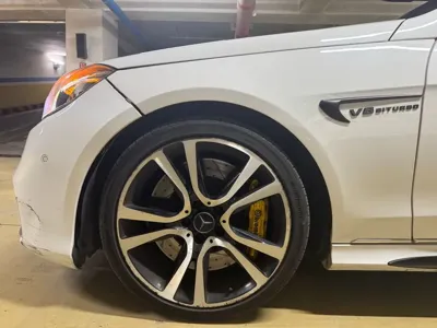 Mercedes-Benz E-Class 2014, 316000 км, за 5525.58 USD