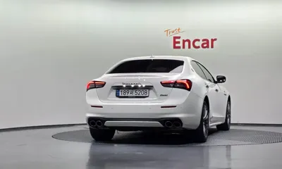 Maserati Ghibli 2022, 37942 км, за 25610.87 USD