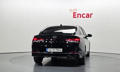 Hyundai Avante 2021, 74844 км, за 10840.83 USD