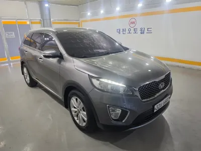 Kia Sorento 2015, 210000 км, за 5185.77 USD