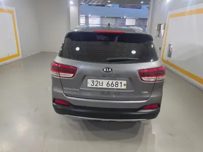 Kia Sorento 2015, 210000 км, за 5185.77 USD