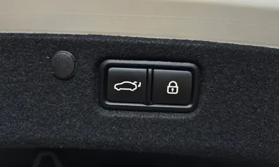 Hyundai Grandeur 2018, 108726 км, за 12182.42 USD - фото 21