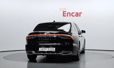 Hyundai Grandeur 2022, 55013 км, за 16604.8 USD
