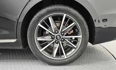 Hyundai Grandeur 2022, 55013 км, за 16604.8 USD - фото 21