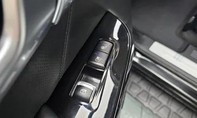 Kia Mohave 2021, 99435 км, за 18540.22 USD - фото 29