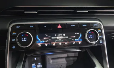 Genesis GV80 2022, 44138 км, за 29237.47 USD - фото 32
