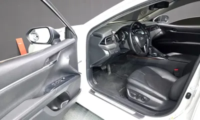 Toyota Camry 2019, 125624 км, за 15960.92 USD - фото 10